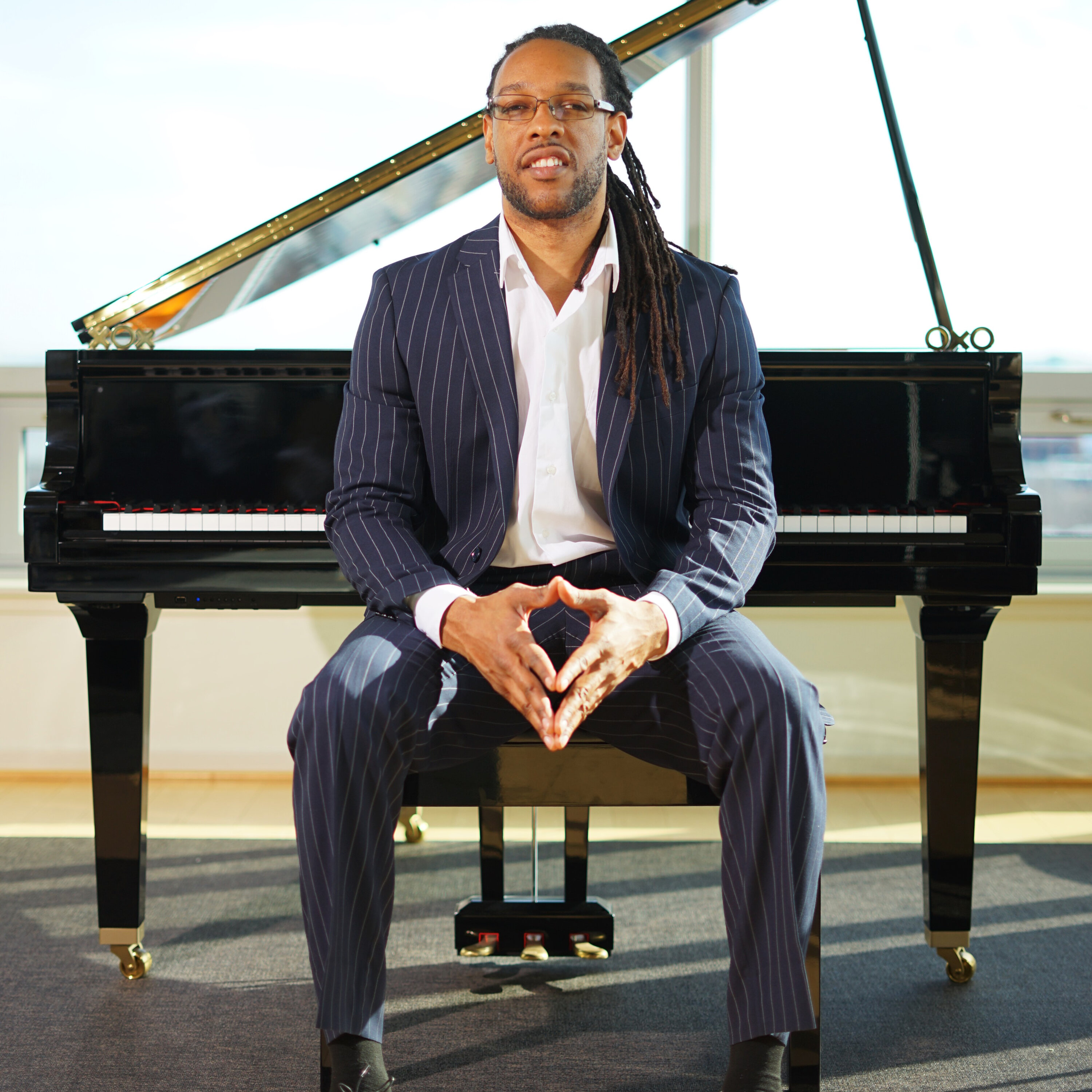 Aaron Hill composes music for the cinema and the soul episode artwork